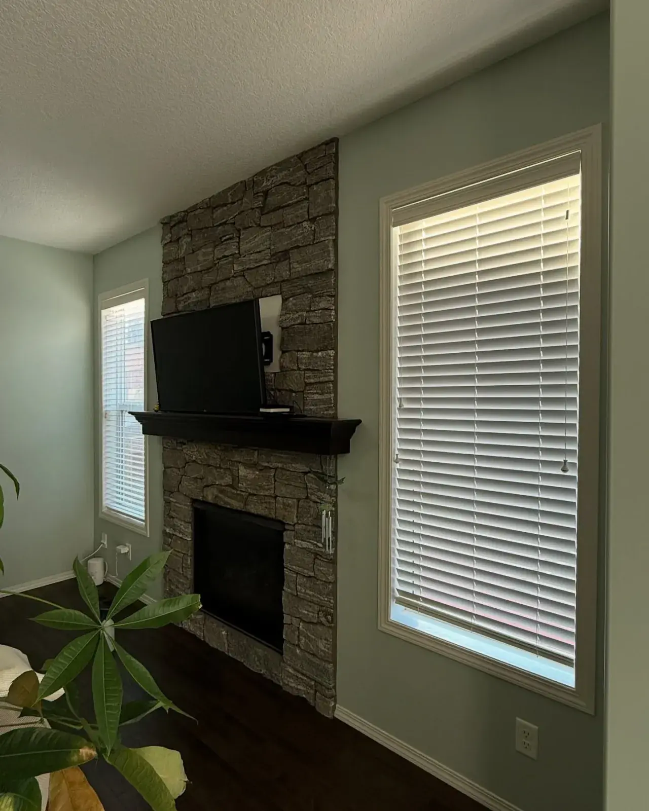 Interior painting finish by Chamos Painting near Calgary